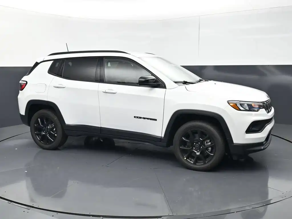 2026 Jeep Compass Latitude Altitude 4WD's photo