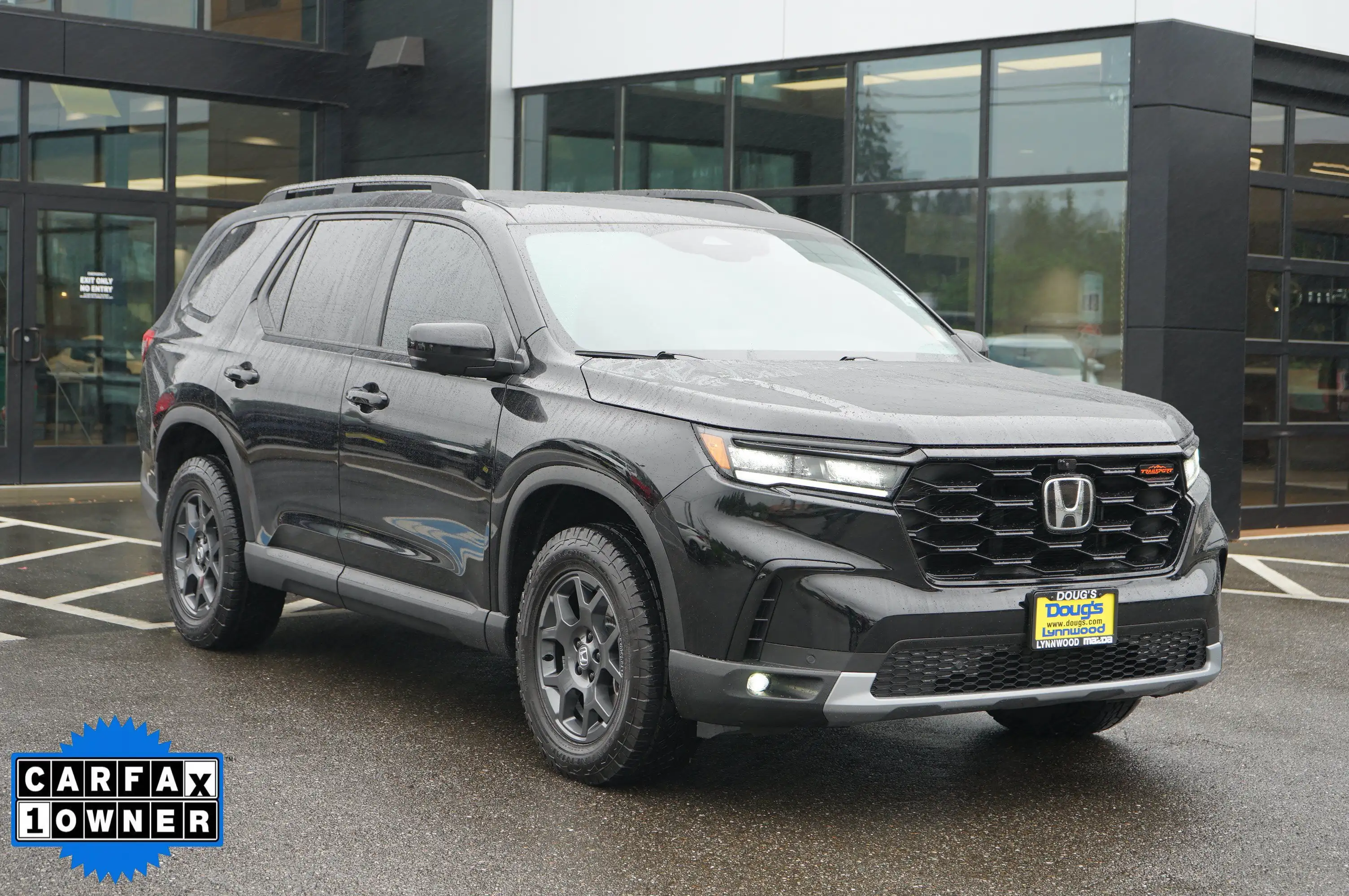 2025 Honda Pilot TrailSport AWD's photo