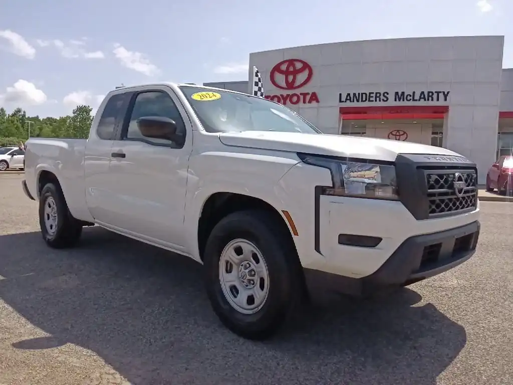 2024 Nissan Frontier S King Cab 4X2's photo