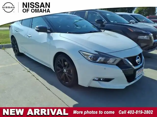 2018 Nissan Maxima Platinum's photo