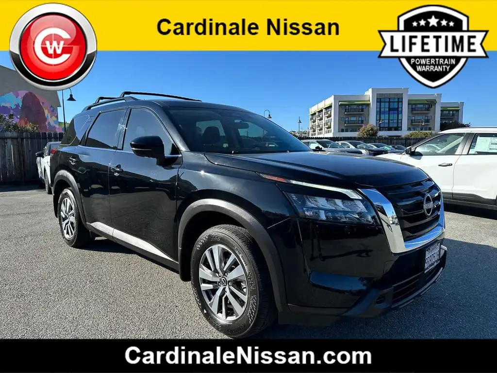 2024 Nissan Pathfinder SV 2WD's photo