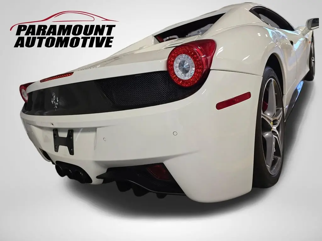 2015 Ferrari 458 Base photo 4