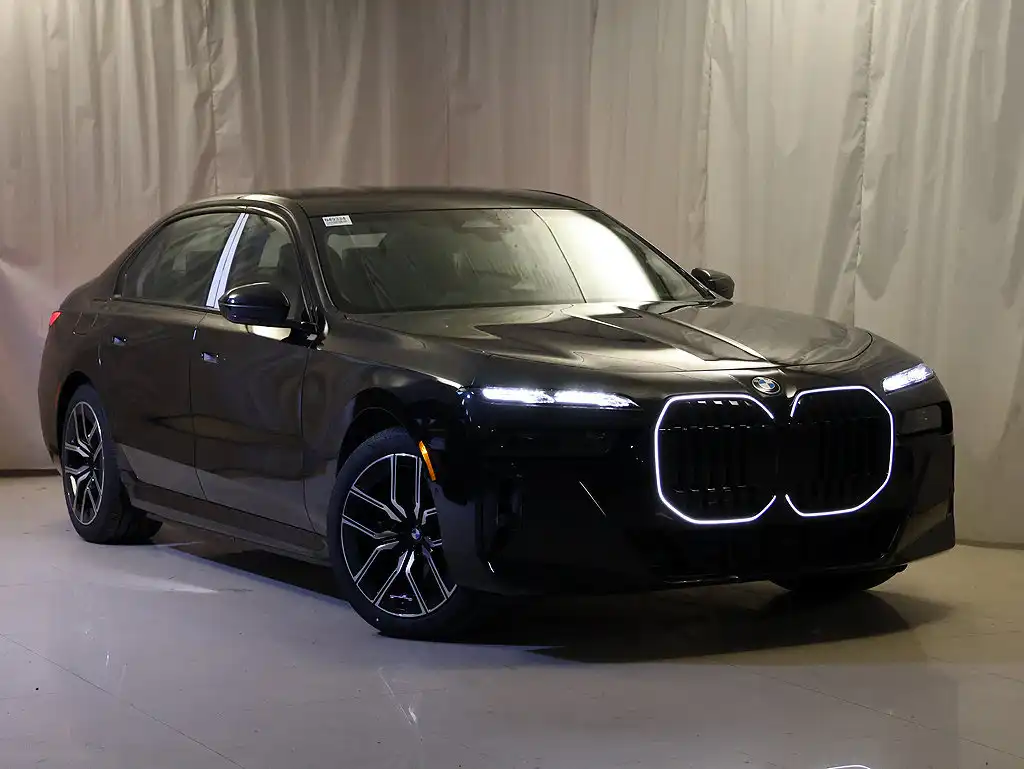 2026 BMW i7 xDrive60 Sedan's photo
