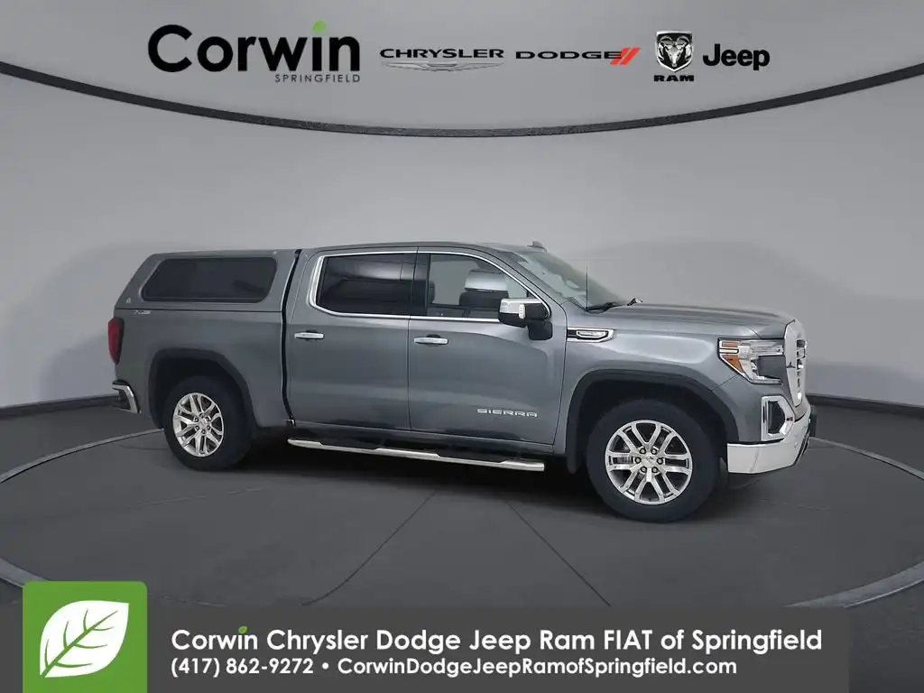 2020 GMC Sierra 4WD Crew Cab Short Box SLT's photo