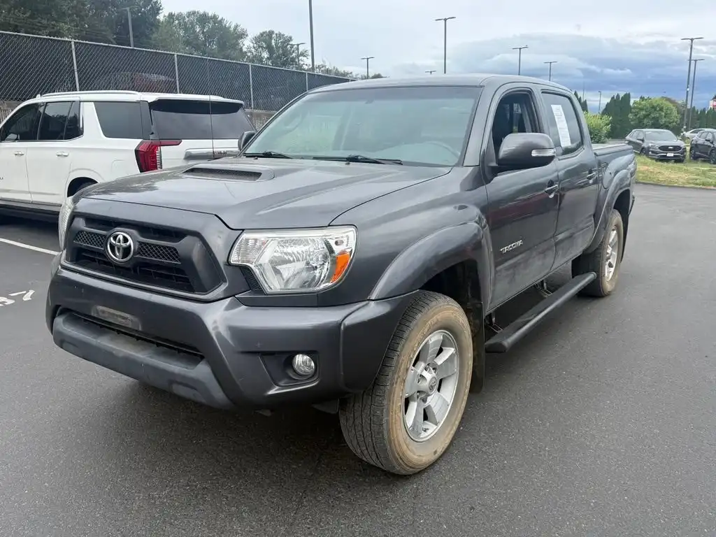 2015 Toyota Tacoma 4x4 Doublecab V6 AT's photo