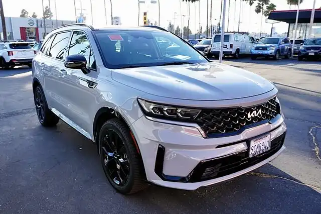2022 Kia Sorento SX DCT's photo