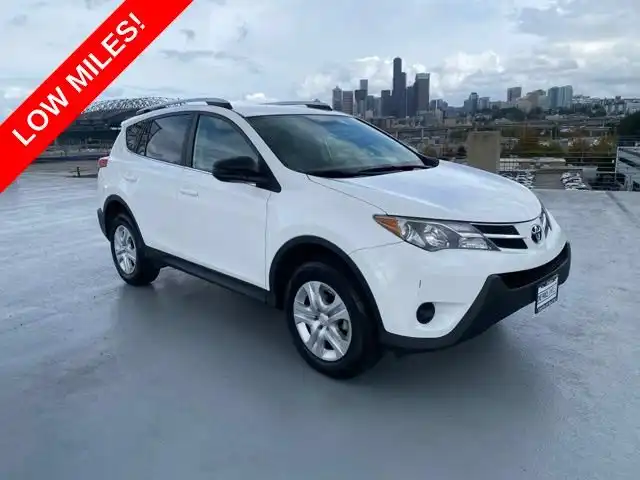 2013 Toyota RAV4 LE AWD's photo