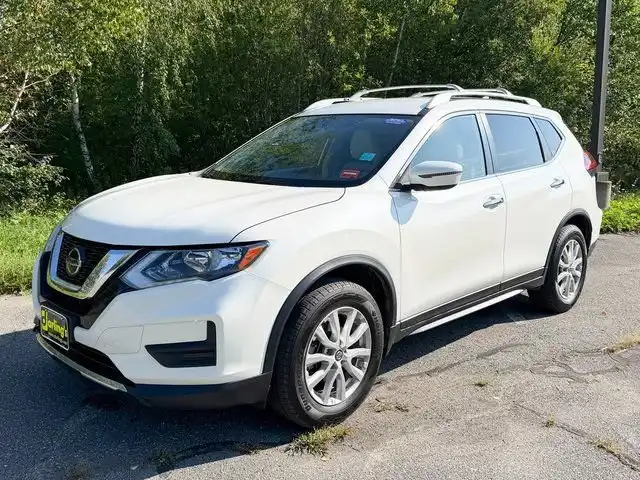 2019 Nissan Rogue SV FWD's photo
