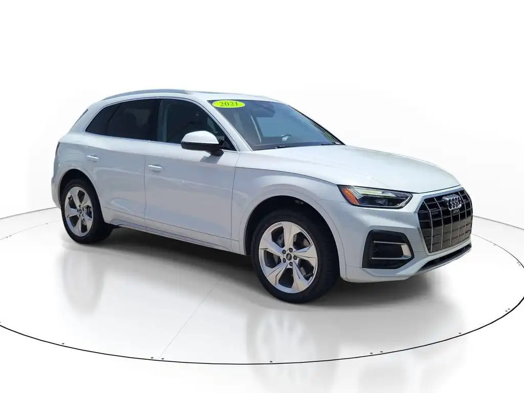 2021 Audi Q5 45 Premium Plus's photo