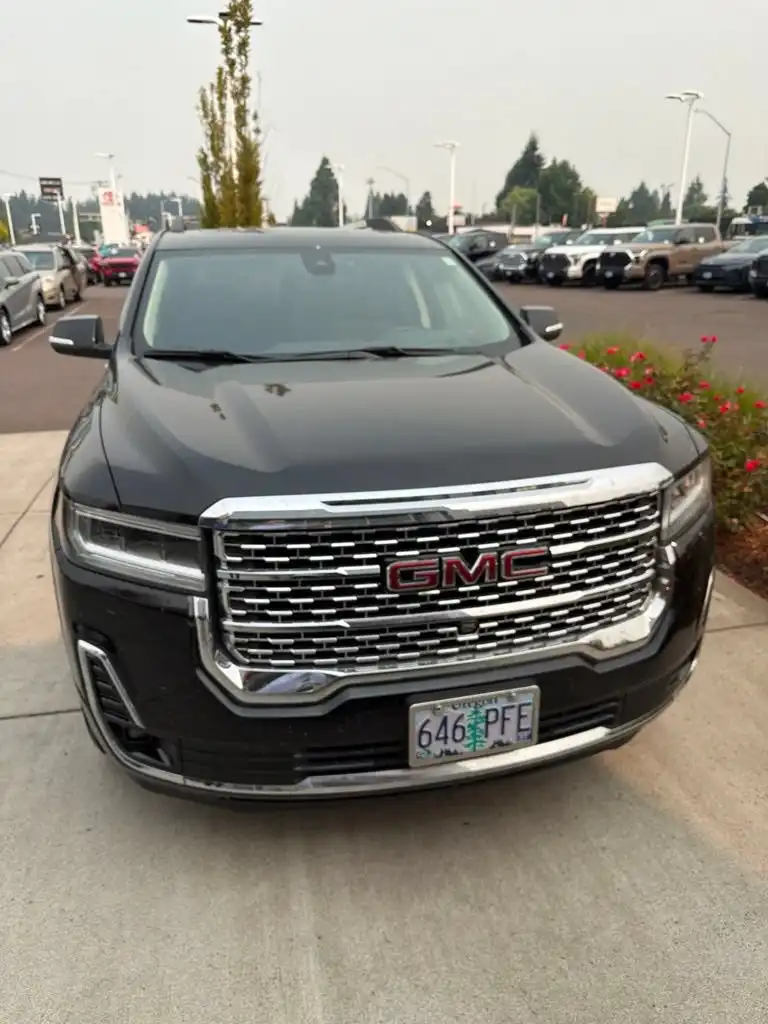 2023 GMC Acadia Denali AWD's photo