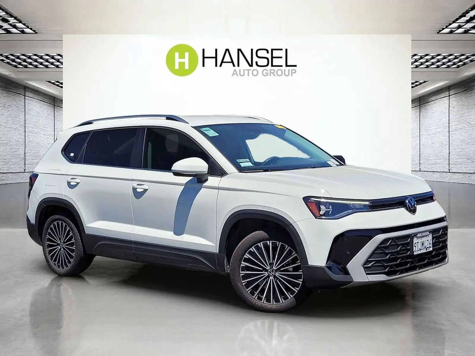 2025 Volkswagen Taos 1.5T SE's photo