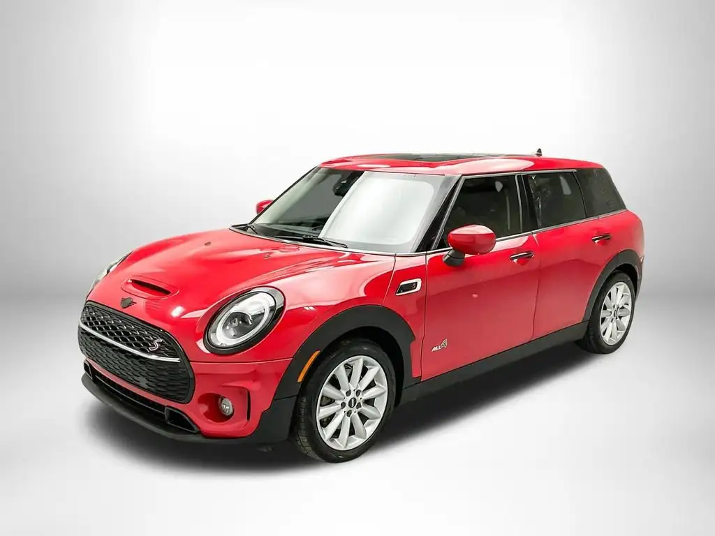 2022 MINI Clubman Cooper S ALL4's photo