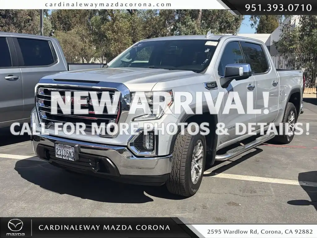 2020 GMC Sierra SLT 4WD Crew Cab Short Box's photo