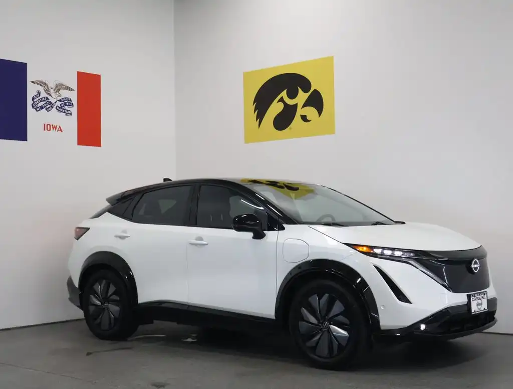 2024 Nissan Ariya Platinum+ AWD's photo