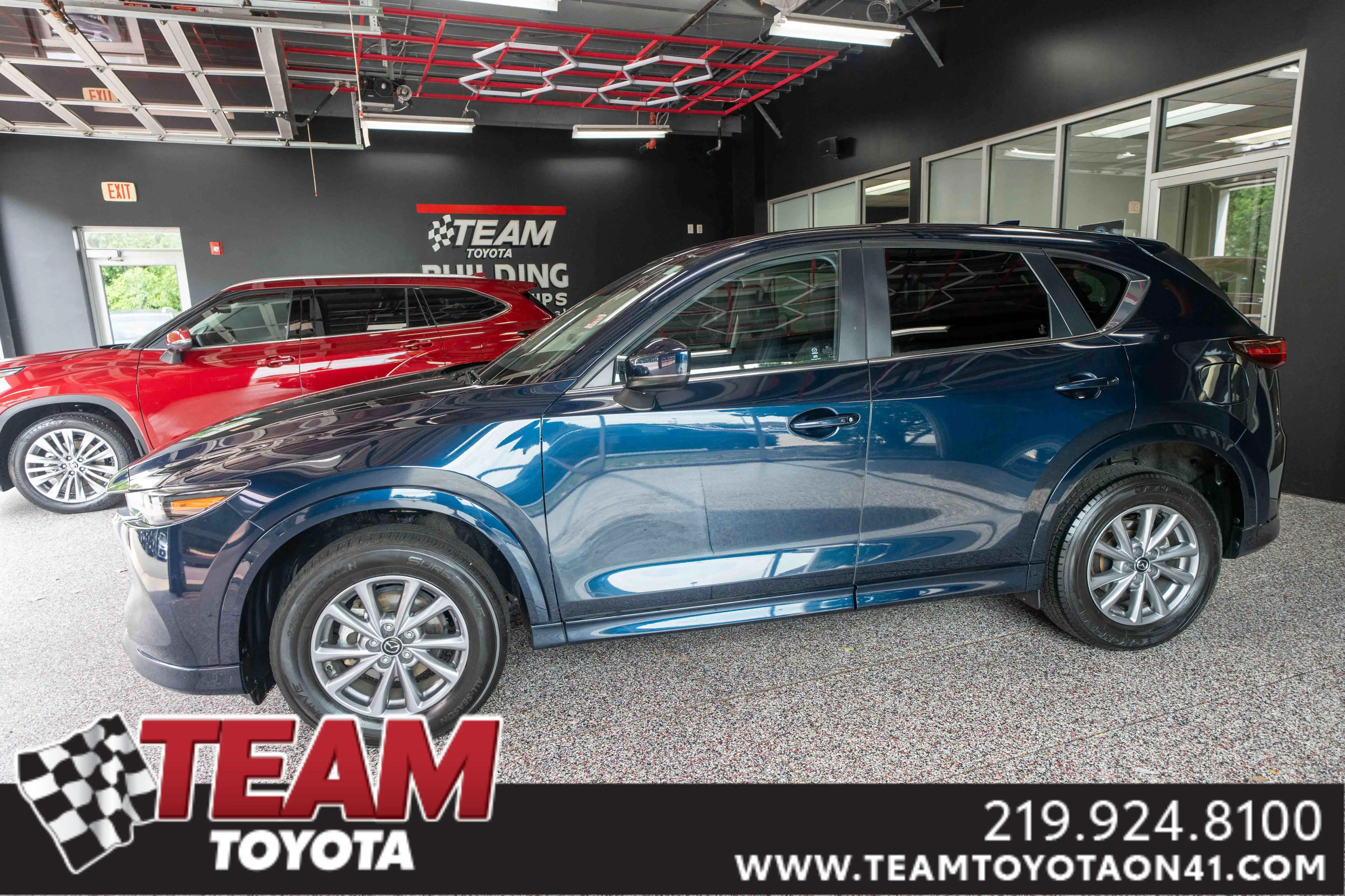 2025 Mazda CX-5 S Preferred package Auto AWD's photo
