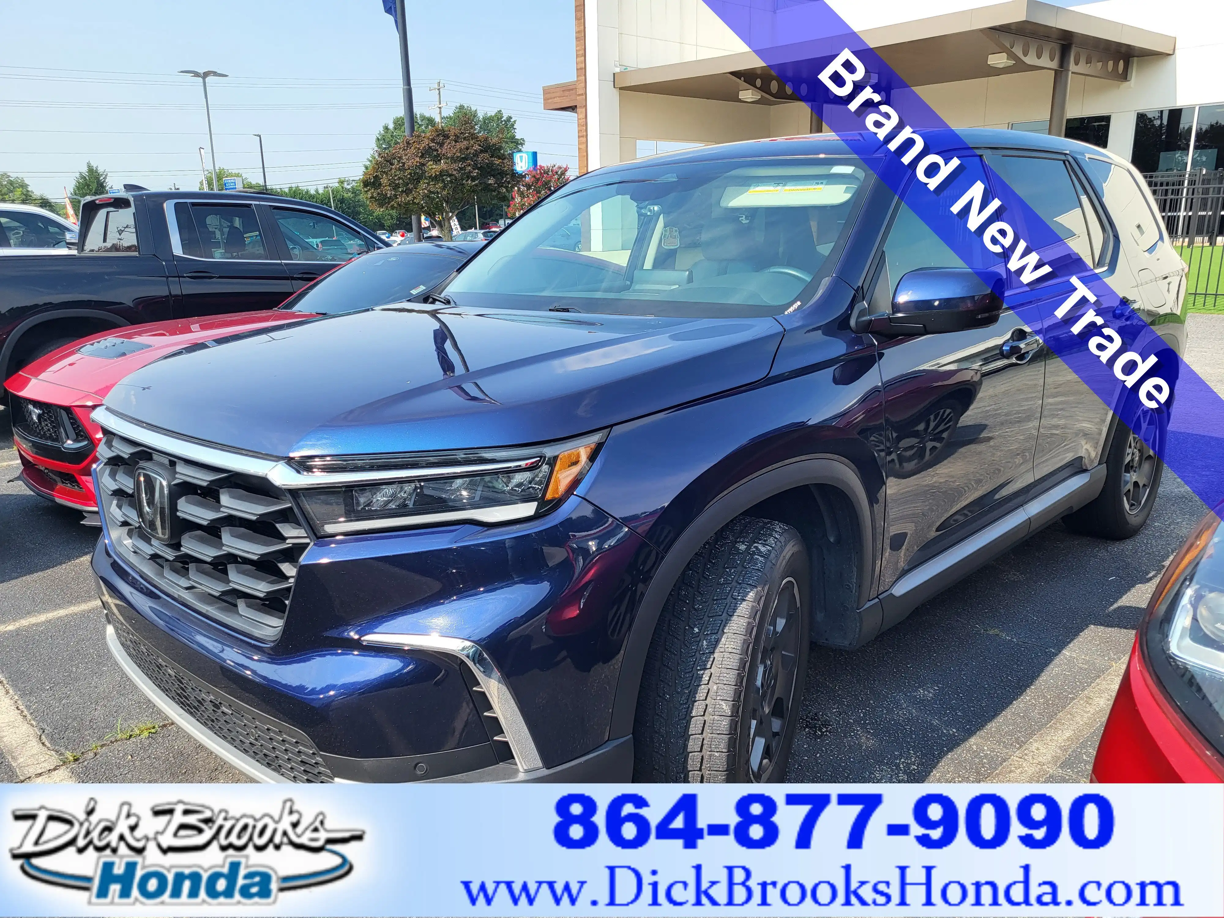 2024 Honda Pilot EX-L 8-Occupant AWD's photo