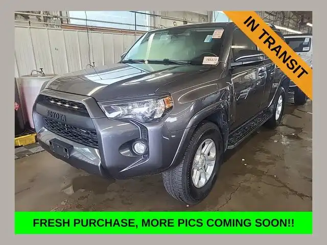 2019 Toyota 4Runner SR5 4x4 V6's photo