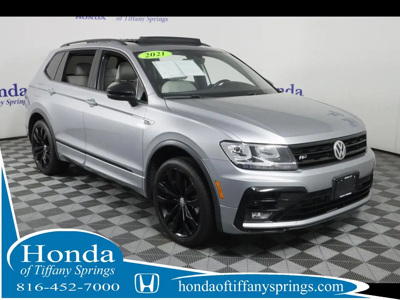 2021 Volkswagen Tiguan 2.0T SE R-Line Black 4WD's photo