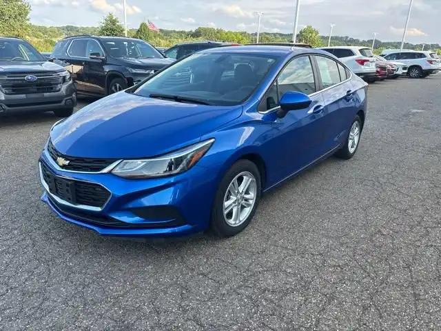 2018 Chevrolet Cruze 1LT Auto's photo