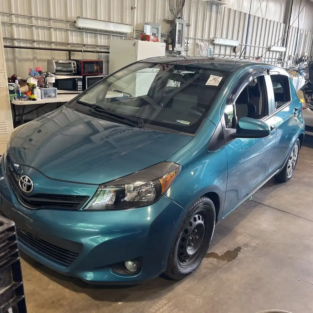 2012 Toyota Yaris LE 5-Door Liftback AT's photo