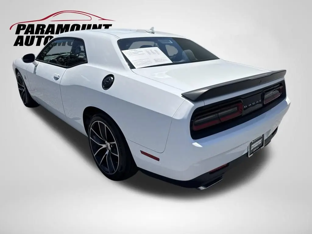 2017 Dodge Challenger Scat Pack photo 5