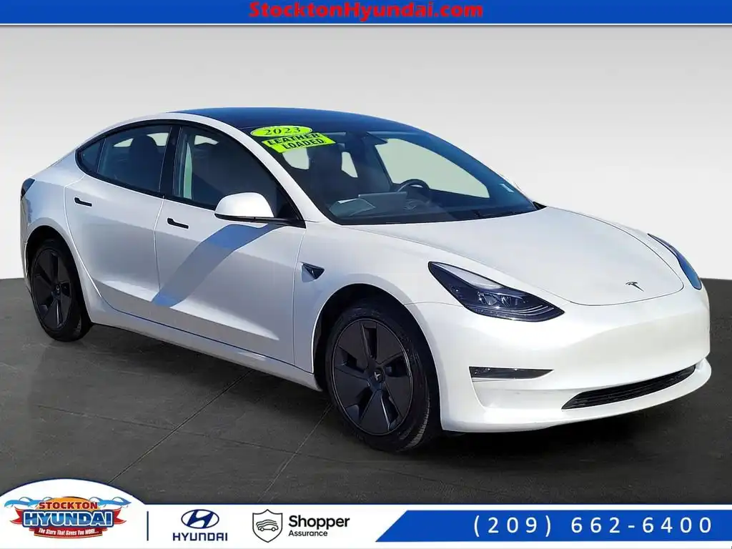 2023 Tesla Model 3 Base's photo
