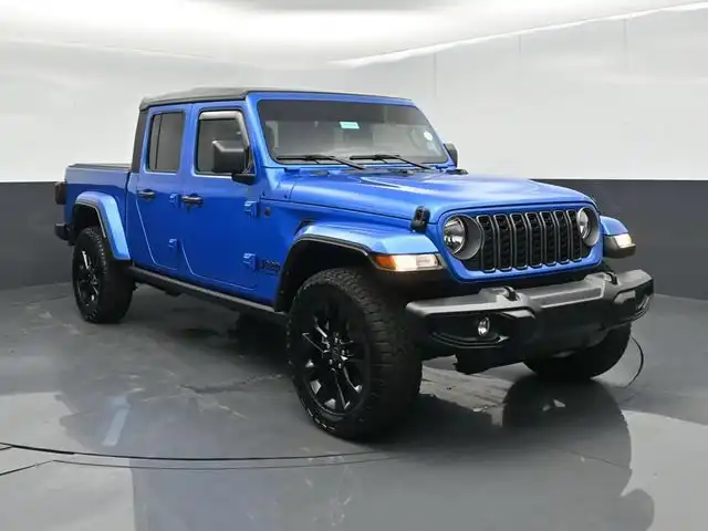 2025 Jeep Gladiator Nighthawk Auto's photo