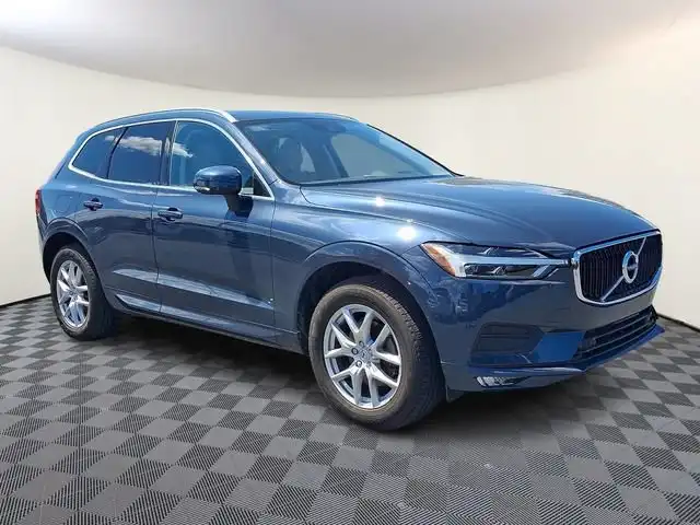 2021 Volvo XC60 T5 Momentum AWD's photo