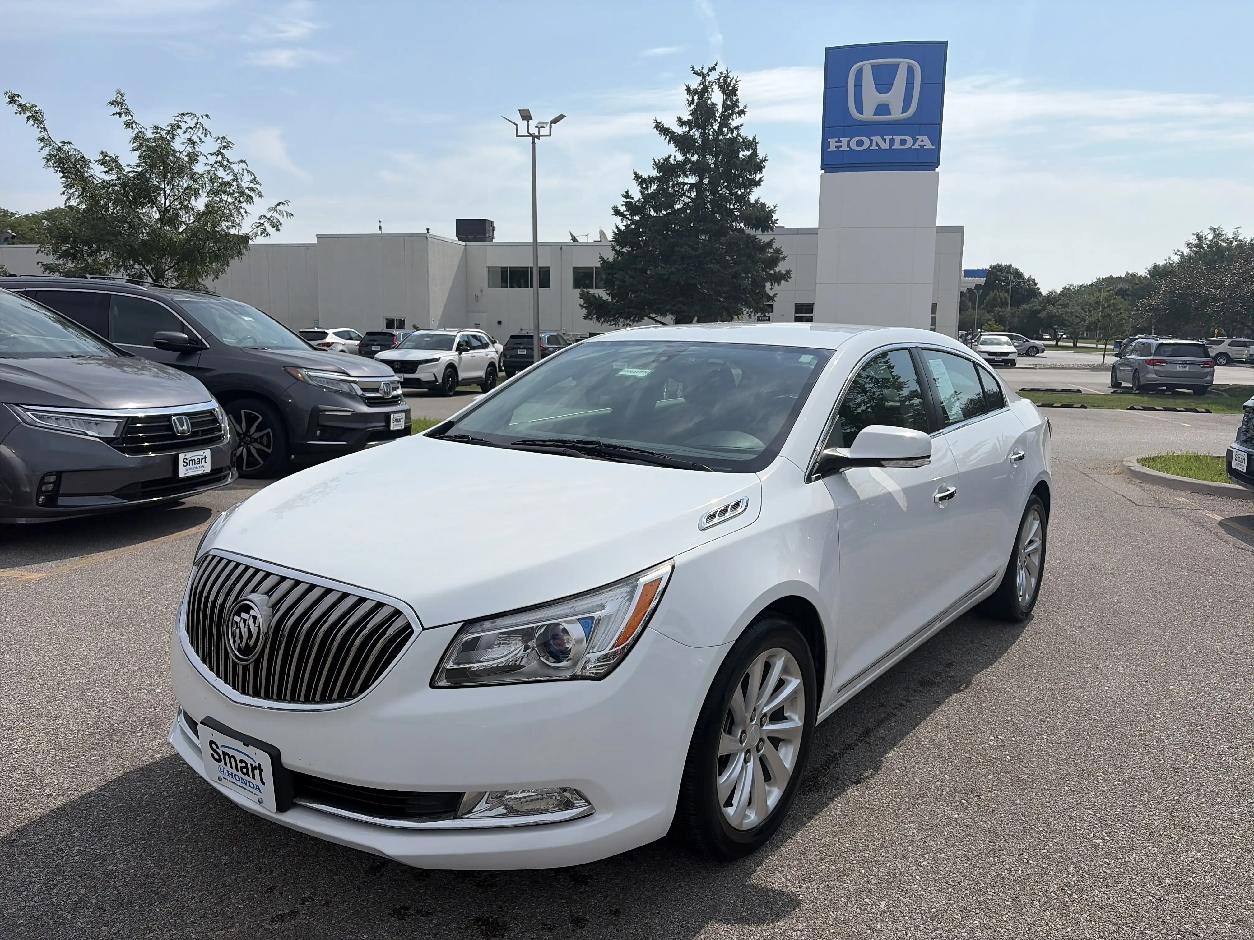 2015 Buick LaCrosse Leather's photo