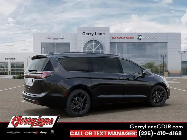 2026 Chrysler Pacifica Select photo 4