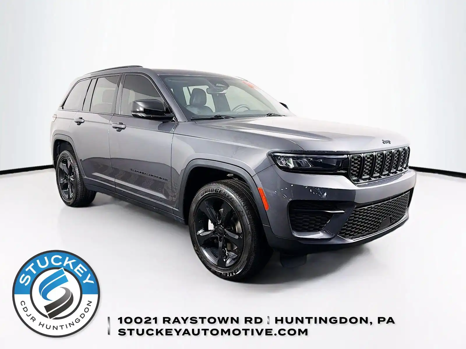 2024 Jeep Grand Cherokee Altitude X 4x4's photo