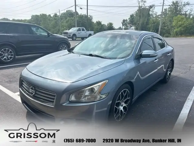 2012 Nissan Maxima 3.5 SV photo 1
