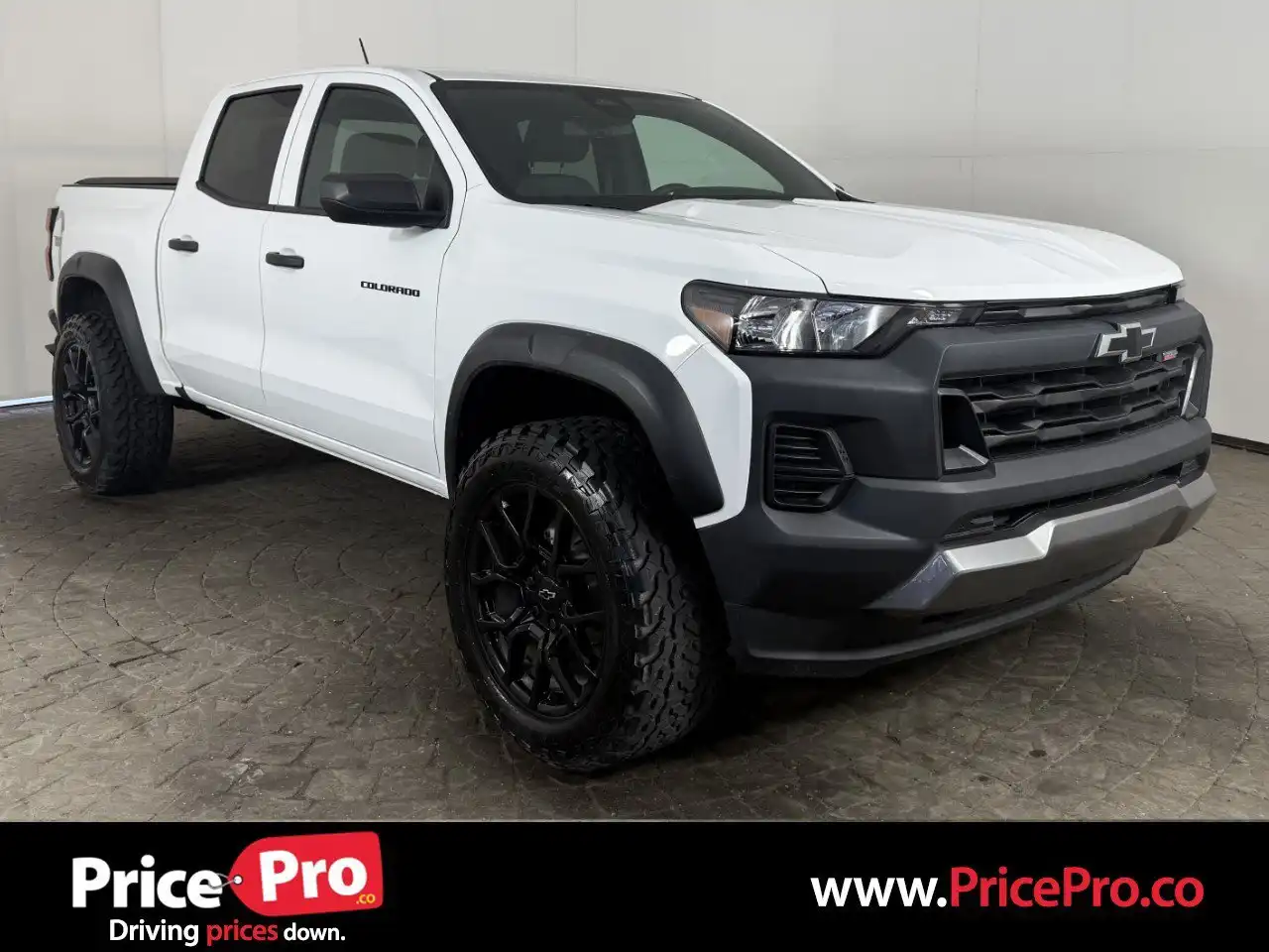 2024 Chevrolet Colorado Trail Boss Crew Cab Short Box 4x4's photo