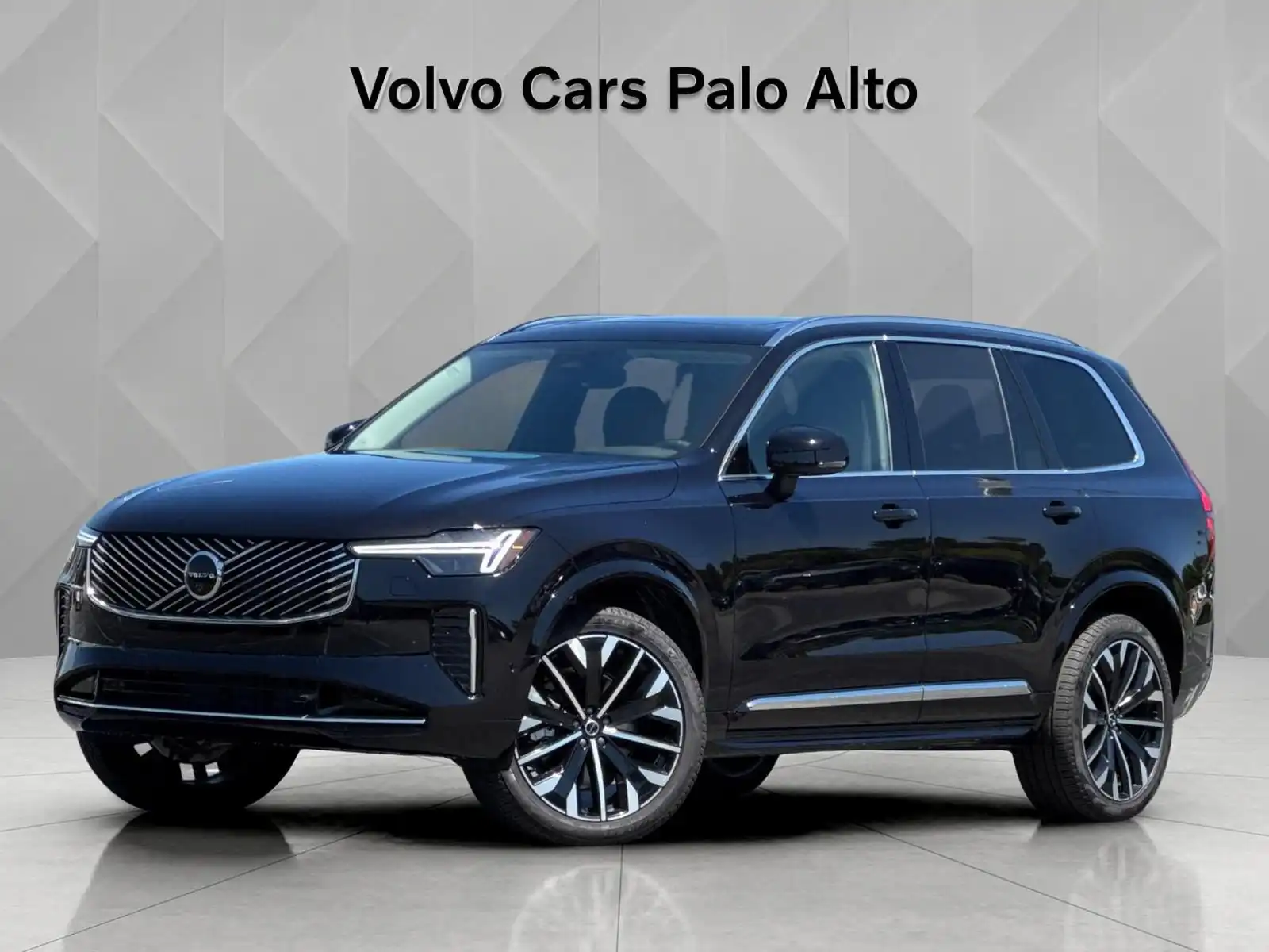 2026 Volvo XC90 B5 Plus Bright 4WD's photo