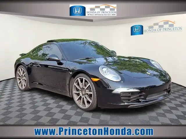 2016 Porsche 911 Carrera 4 Black Edition Coupe's photo