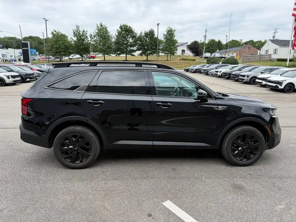 2023 Kia Sorento X-Line S AT 4WD's photo