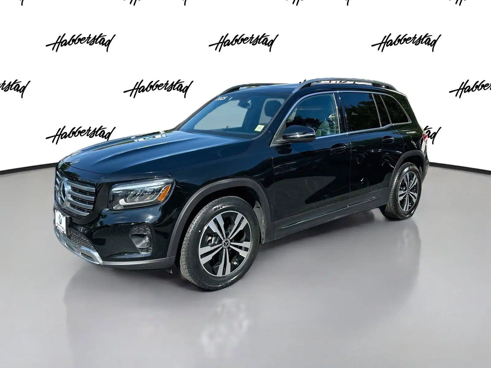 2025 Mercedes-Benz GLB GLB 250's photo