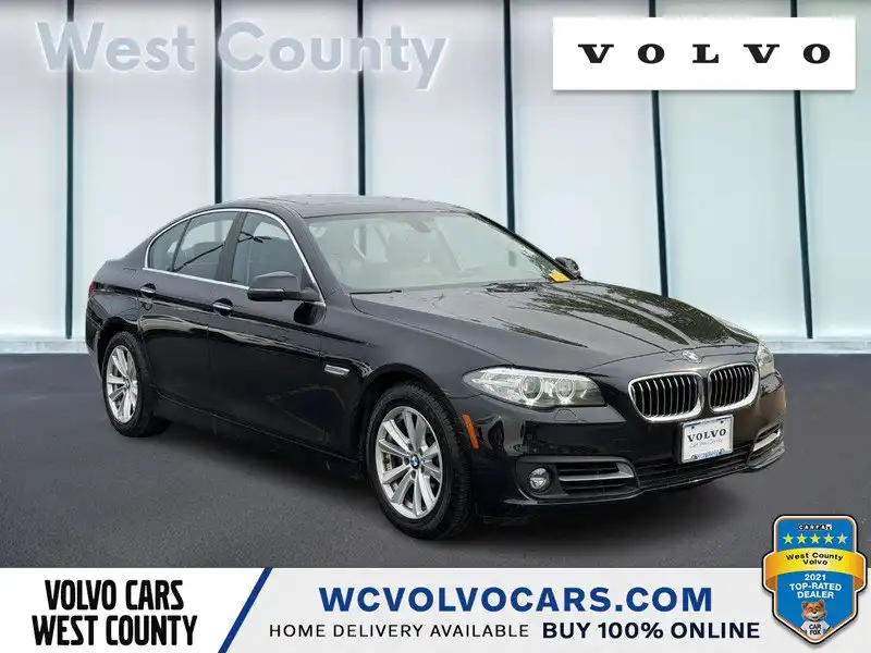 2016 BMW 5 Series 528i xDrive Sedan's photo