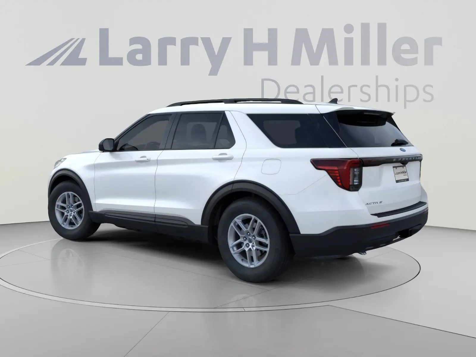 2026 Ford Explorer Active w/200A Pkg photo 4