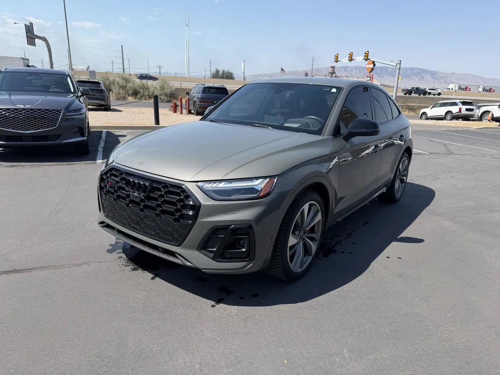2023 Audi SQ5 Sportback Prestige's photo
