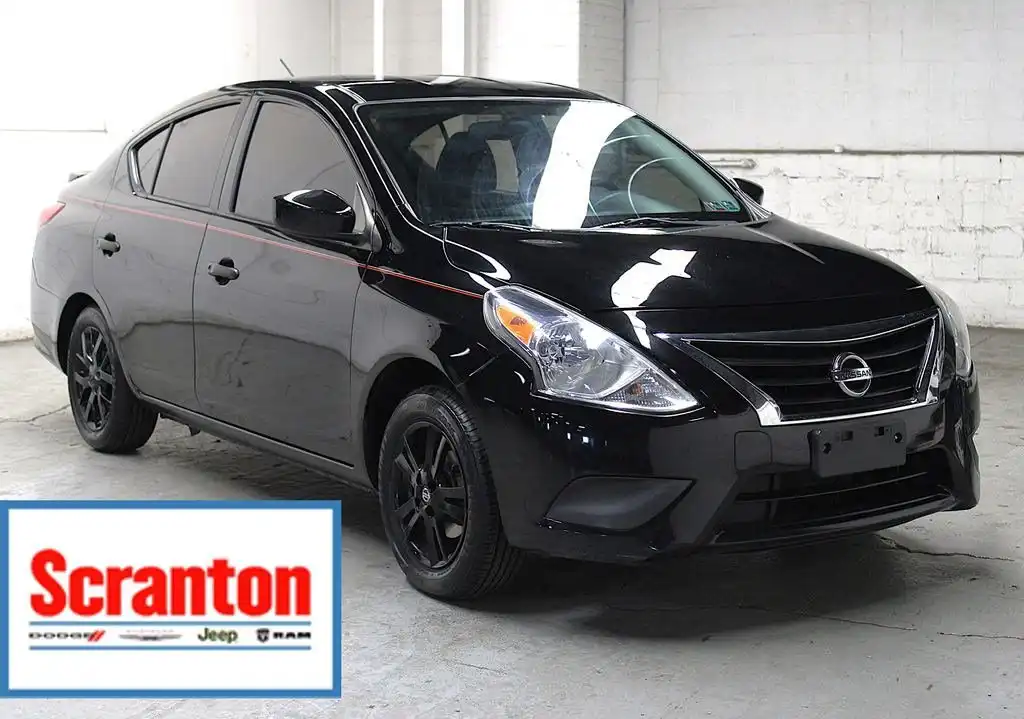 2019 Nissan Versa 1.6 S Plus CVT's photo