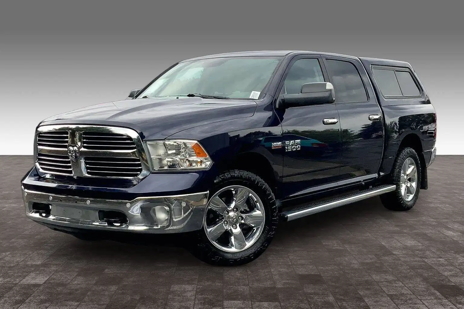 2016 RAM 1500 Big Horn 4x4 Crew Cab 5'7's photo