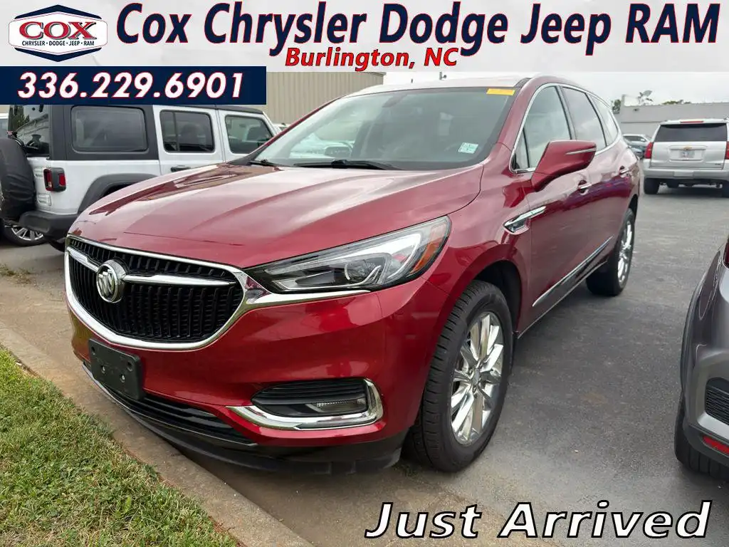 2020 Buick Enclave Essence's photo