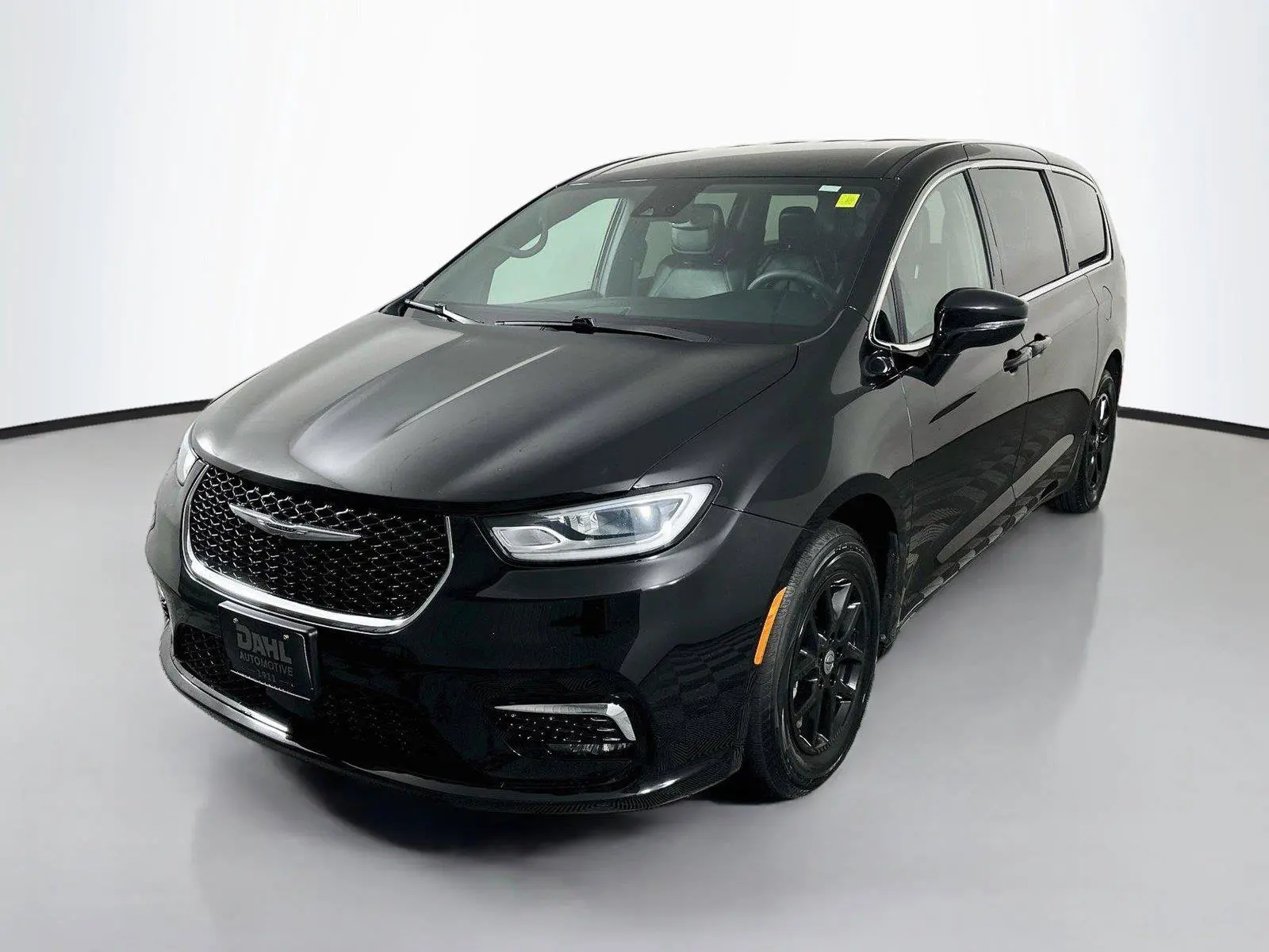 2025 Chrysler Pacifica Select photo 4