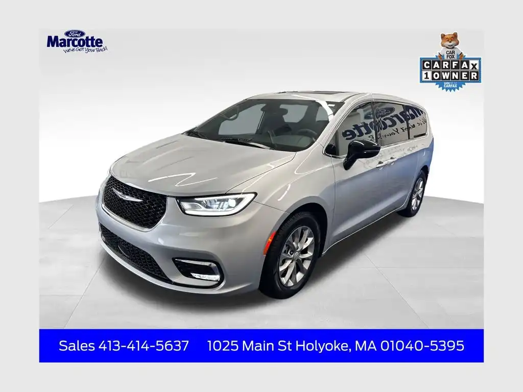 2026 Chrysler Pacifica Limited's photo