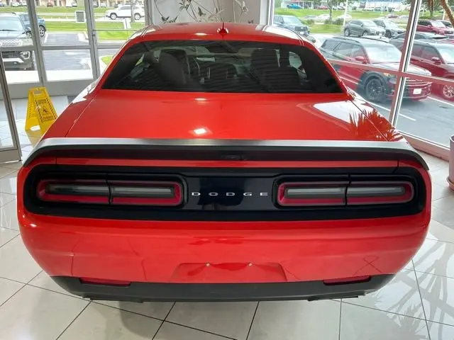 2021 Dodge Challenger SRT Hellcat photo 4