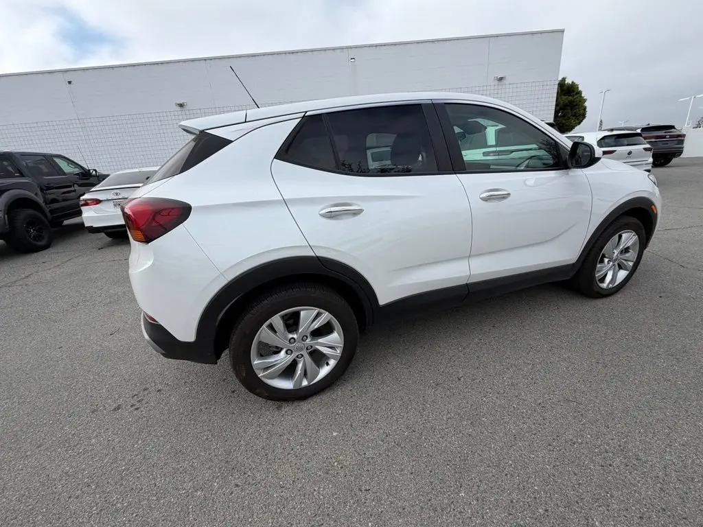 2024 Buick Encore GX Preferred photo 5