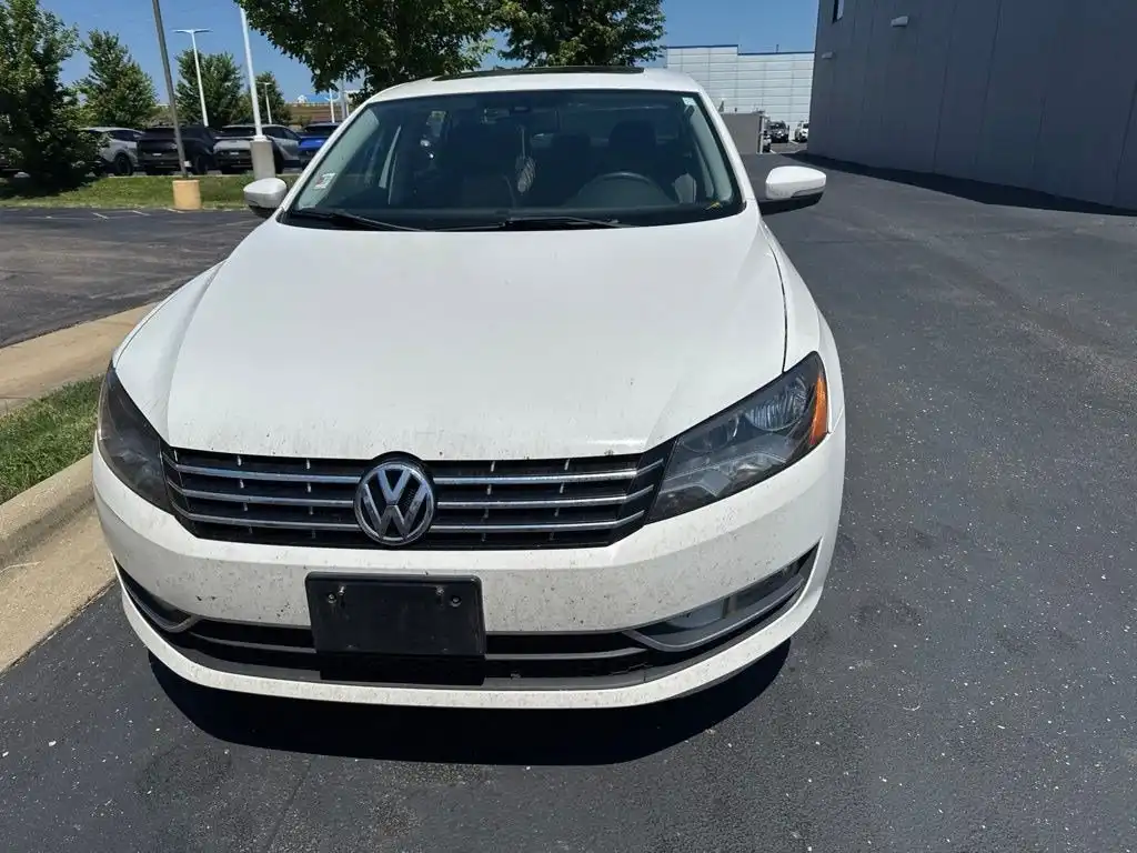 2014 Volkswagen Passat 2.0L SE w/Sunroof & Nav TDI's photo