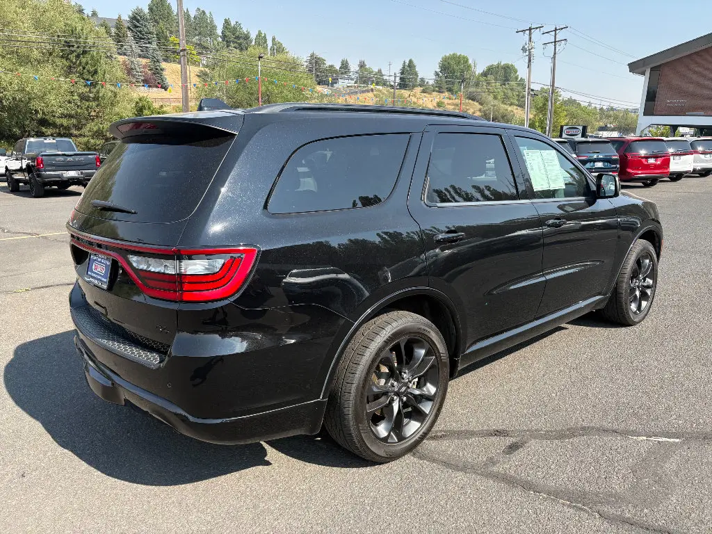 2023 Dodge Durango R/T AWD Plus photo 5