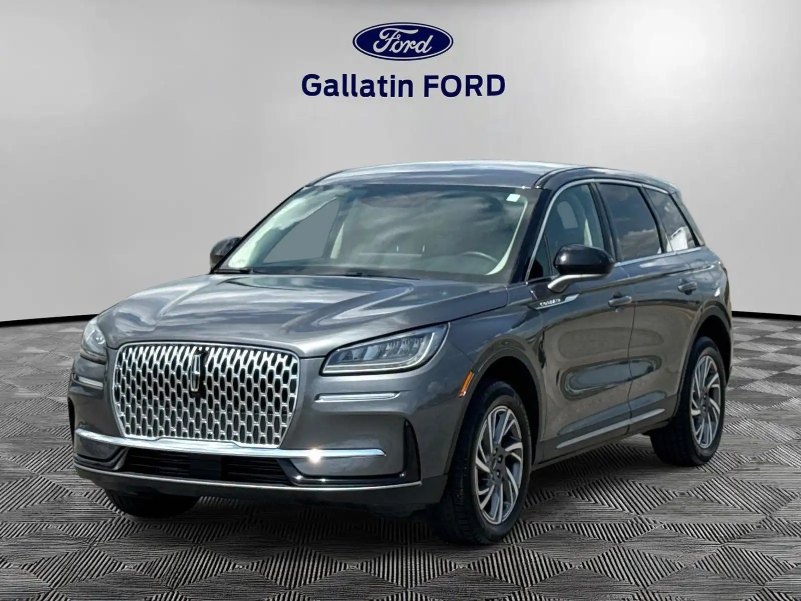 2025 Lincoln Corsair Premiere AWD's photo